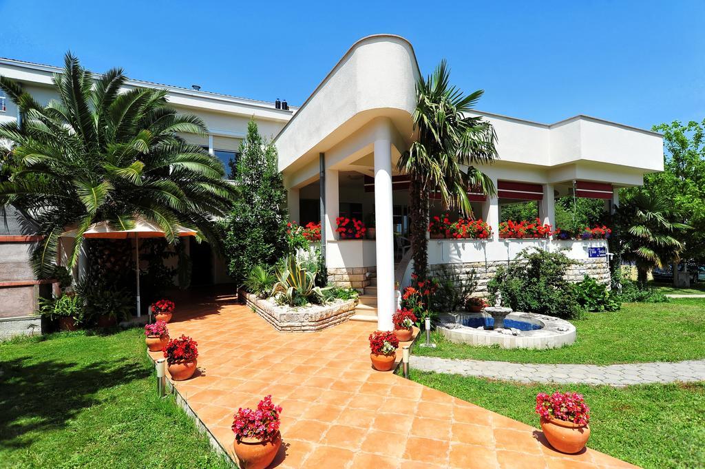 Villa Fontana Sukošan Kültér fotó